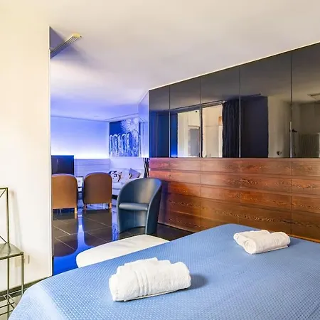 Appartamento Luxury 2 Min Dal Politeama - Free Parking *